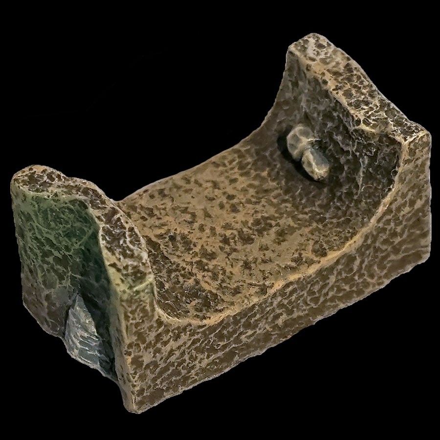 Short Straight Burrow Tunnel